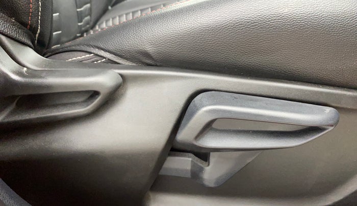 2021 Tata Tiago XZA PLUS PETROL, Petrol, Automatic, 20,849 km, Driver Side Adjustment Panel