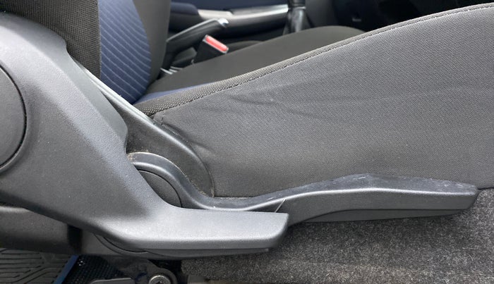 2020 Maruti Baleno ZETA PETROL 1.2, Petrol, Manual, 21,605 km, Driver Side Adjustment Panel