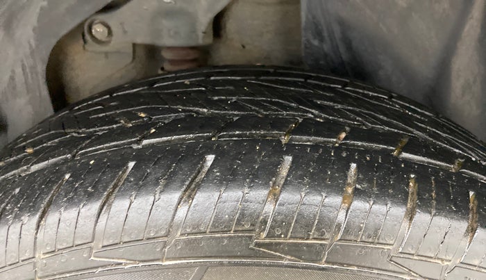 2019 Tata Harrier XZ 2.0L, Diesel, Manual, 1,01,210 km, Left Rear Tyre Tread