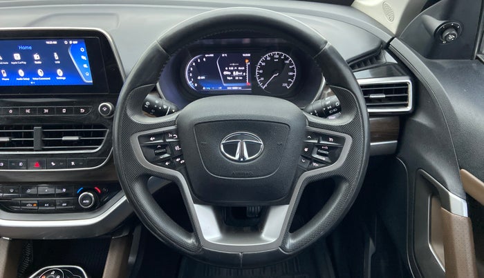 2019 Tata Harrier XZ 2.0L, Diesel, Manual, 1,01,210 km, Steering Wheel Close Up
