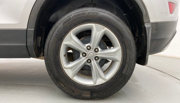 2019 Tata Harrier XZ 2.0L, Diesel, Manual, 1,01,210 km, Left Rear Wheel