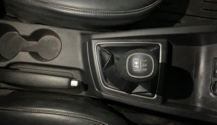 2015 Hyundai Elite i20 MAGNA 1.2, Petrol, Manual, 64,068 km, Gear Lever