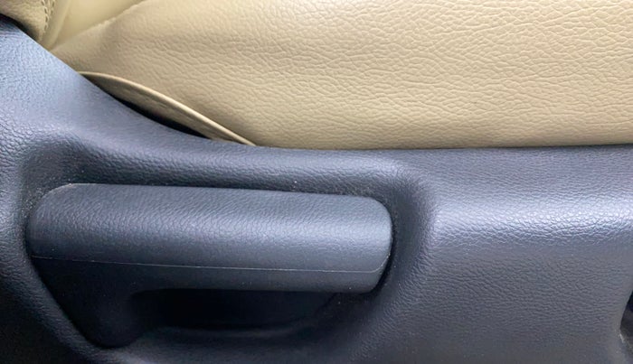 2019 Honda City 1.5L I-VTEC V MT, Petrol, Manual, 50,981 km, Driver Side Adjustment Panel