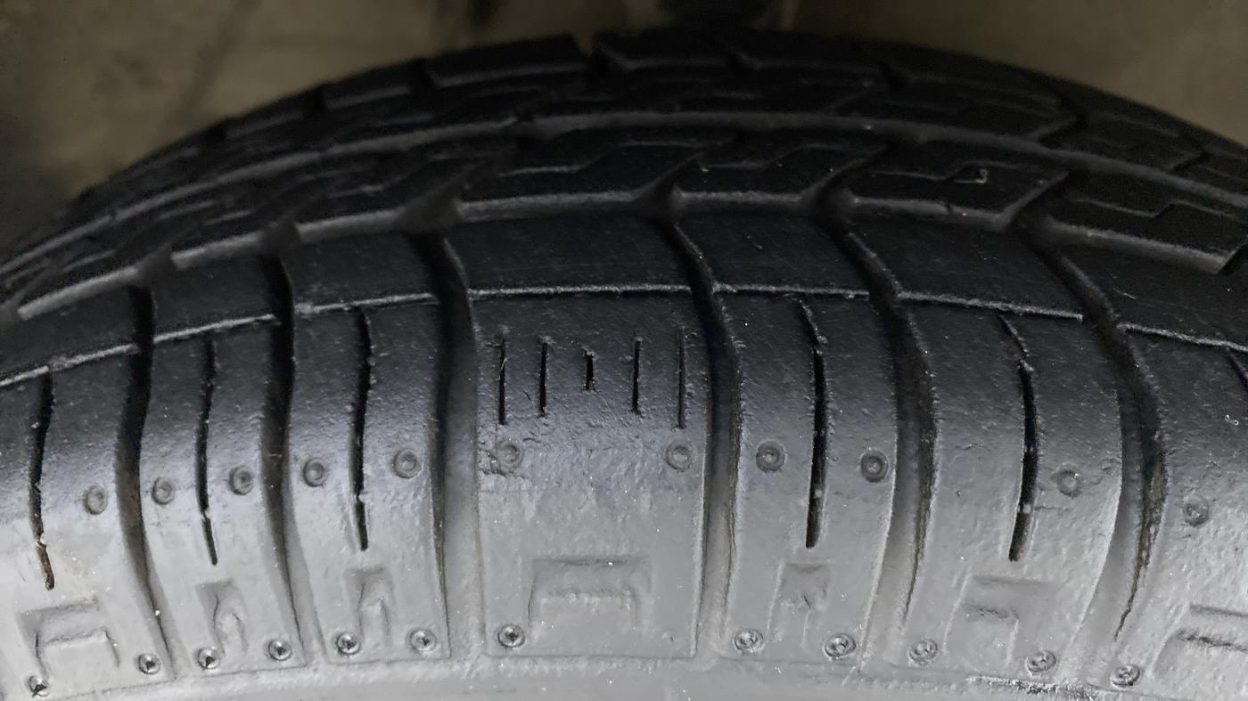 2018 Maruti Alto 800 VXI O, Petrol, Manual, 26,962 km, Right Front Tyre Tread
