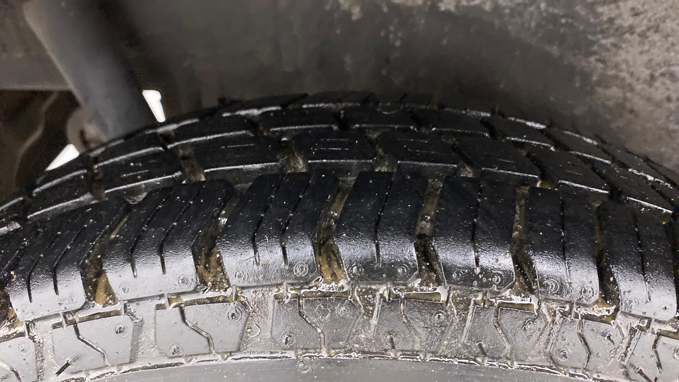 2010 Maruti Wagon R 1.0 LXI, Petrol, Manual, 1,09,513 km, Right Rear Tyre Tread