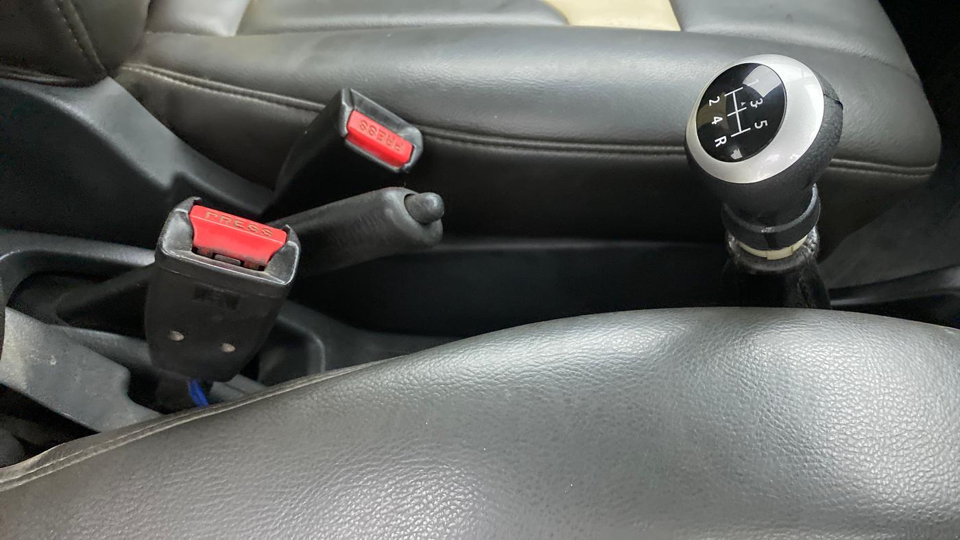 2010 Maruti Wagon R 1.0 LXI, Petrol, Manual, 1,09,513 km, Gear Lever
