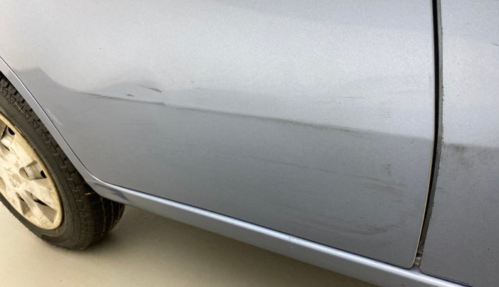 2010 Maruti Wagon R 1.0 LXI, Petrol, Manual, 1,09,513 km, Right rear door - Minor scratches