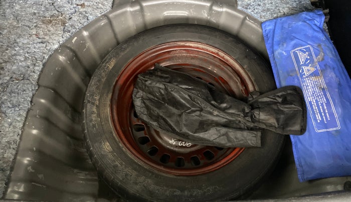 2022 Nissan MAGNITE XL, Petrol, Manual, 70,483 km, Spare Tyre