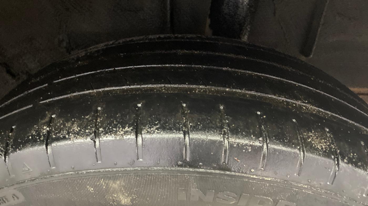 2022 Nissan MAGNITE XL, Petrol, Manual, 70,483 km, Left Rear Tyre Tread