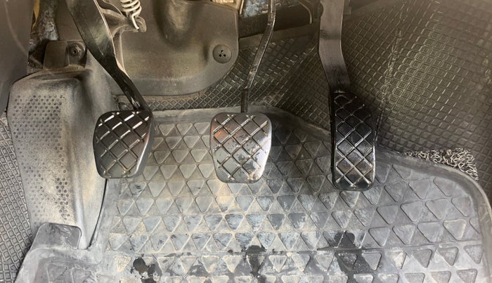 2020 Volkswagen Vento HIGHLINE PLUS 1.0L TSI, Petrol, Manual, 84,897 km, Pedals