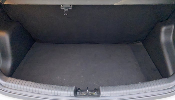 2018 Hyundai Grand i10 ASTA 1.2 CRDI, Diesel, Manual, 40,757 km, Boot Inside
