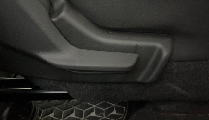 2024 Maruti Swift VXi AMT, Petrol, Automatic, 10,770 km, Driver Side Adjustment Panel