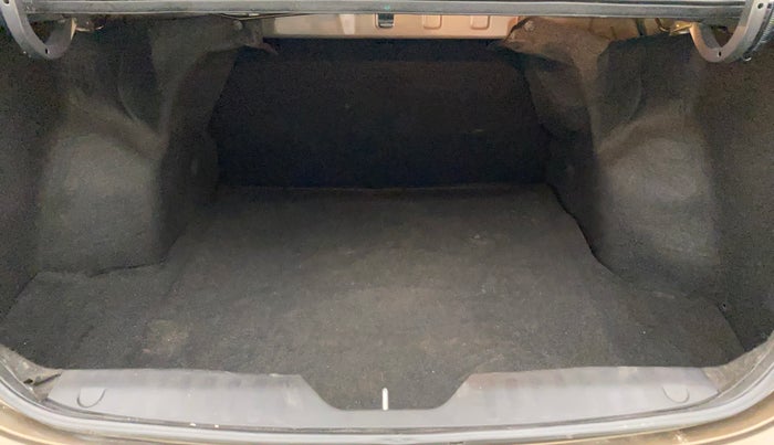 2017 Maruti Ciaz ALPHA 1.4 PETROL, Petrol, Manual, 77,919 km, Boot Inside
