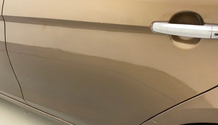 2017 Maruti Ciaz ALPHA 1.4 PETROL, Petrol, Manual, 77,919 km, Rear left door - Minor scratches