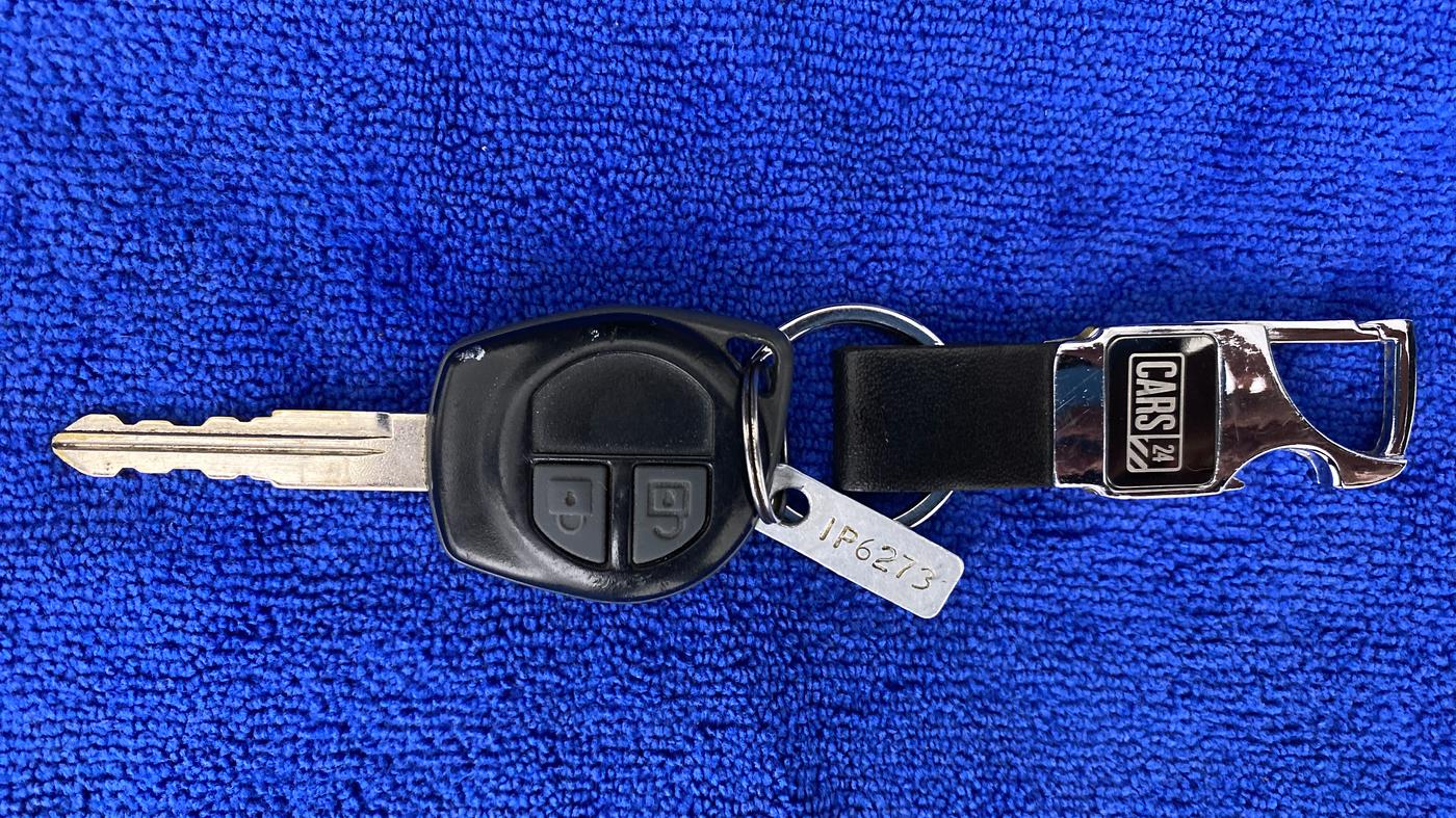 2018 Maruti Wagon R 1.0 VXI, Petrol, Manual, 33,722 km, Key Close Up