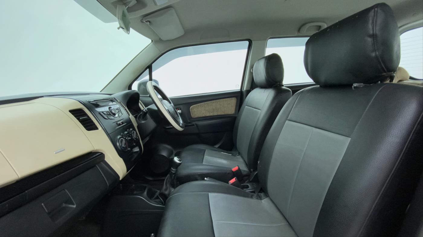 2018 Maruti Wagon R 1.0 VXI, Petrol, Manual, 33,722 km, Right Side Front Door Cabin