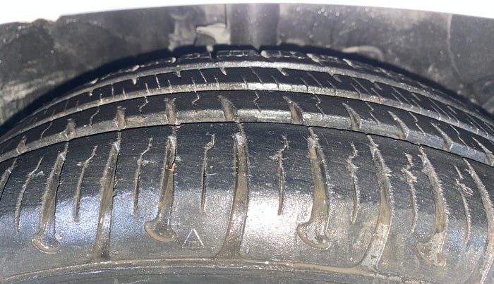 2018 Hyundai Grand i10 MAGNA 1.2 KAPPA VTVT, Petrol, Manual, 6,302 km, Right Front Tyre Tread