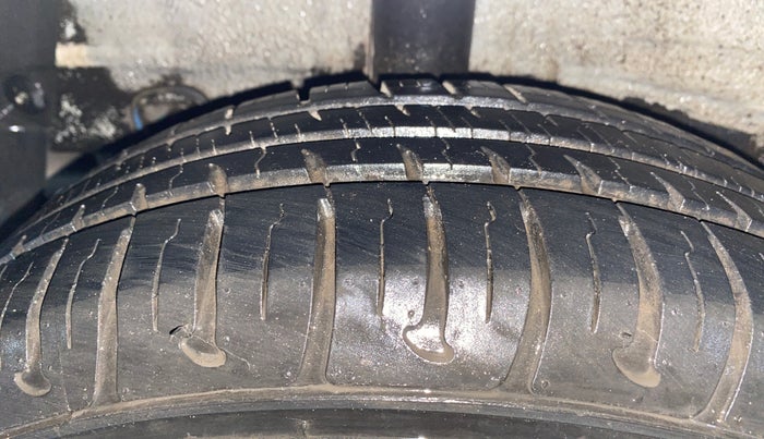 2018 Hyundai Grand i10 MAGNA 1.2 KAPPA VTVT, Petrol, Manual, 6,302 km, Right Rear Tyre Tread