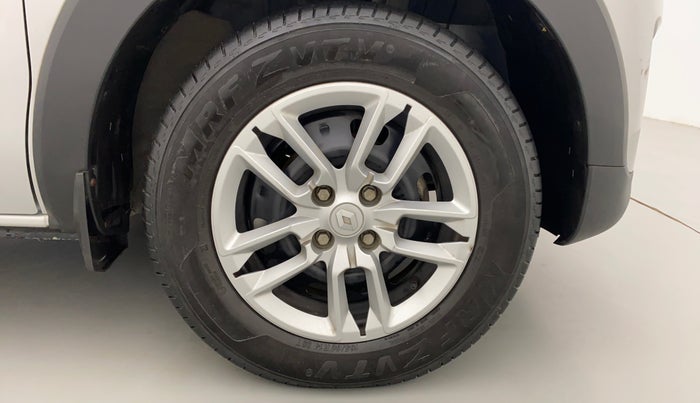 2021 Renault TRIBER 1.0 RXL PETROL, Petrol, Manual, 21,204 km, Right Front Wheel