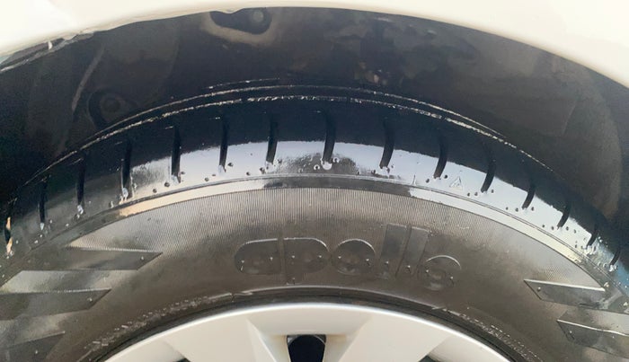 2015 Hyundai Grand i10 MAGNA 1.2 KAPPA VTVT, Petrol, Manual, 58,259 km, Left Front Tyre Tread