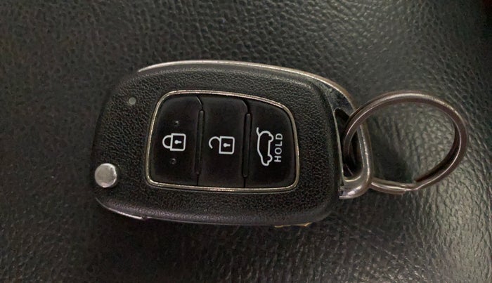 2017 Hyundai Creta E PLUS 1.4 DIESEL, Diesel, Manual, 91,960 km, Key Close Up