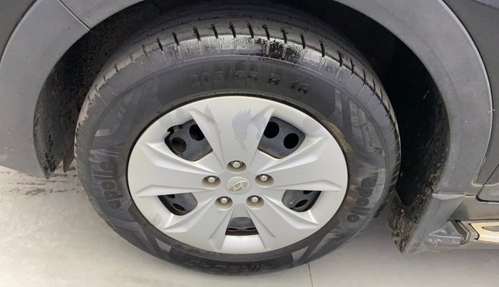 2017 Hyundai Creta E PLUS 1.4 DIESEL, Diesel, Manual, 91,960 km, Left Front Wheel