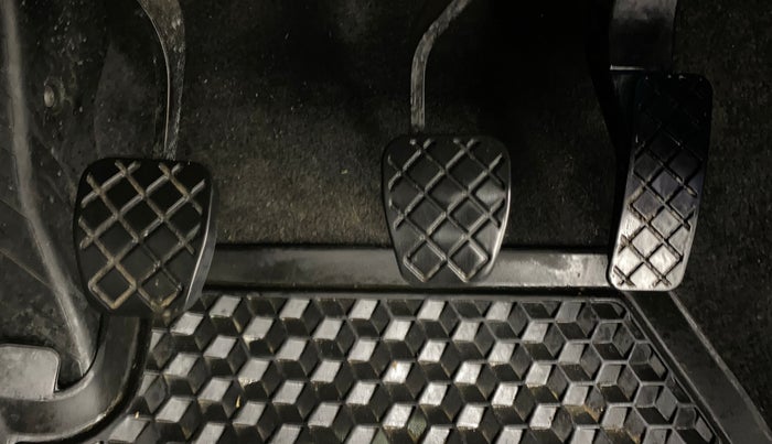 2021 Skoda KUSHAQ STYLE 1.0L TSI MT, Petrol, Manual, 26,831 km, Pedals