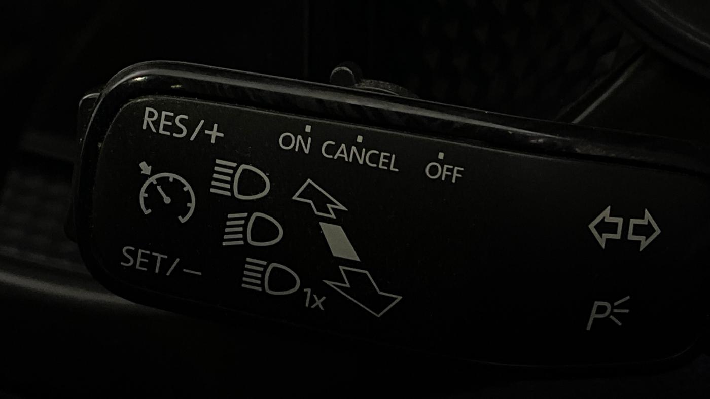 2021 Skoda KUSHAQ STYLE 1.0L TSI MT, Petrol, Manual, 26,890 km, Adaptive Cruise Control