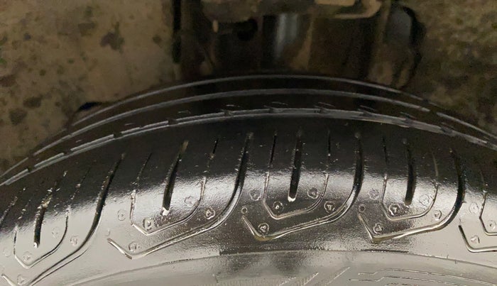 2019 Tata Tiago XZ PETROL, Petrol, Manual, 76,218 km, Left Front Tyre Tread