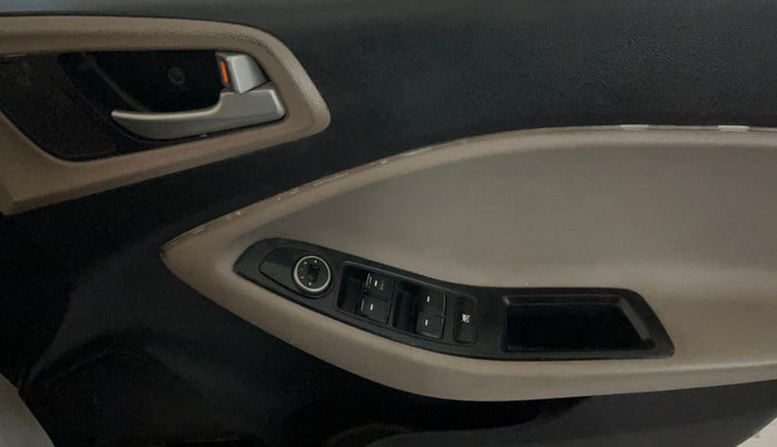 2016 Hyundai Elite i20 MAGNA 1.2, Petrol, Manual, 71,383 km, Driver Side Door Panels Control