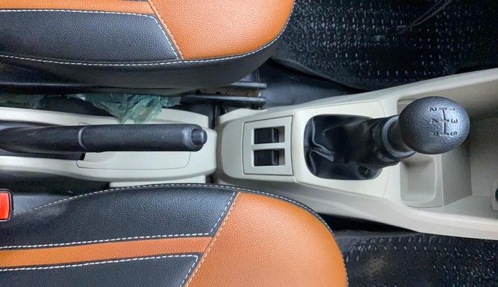 2019 Maruti Alto LXI, Petrol, Manual, 38,068 km, Gear Lever