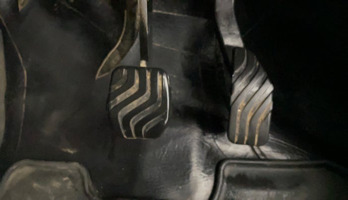 2023 Renault Kiger RXT (O) TURBO CVT, Petrol, Automatic, 18,987 km, Pedals