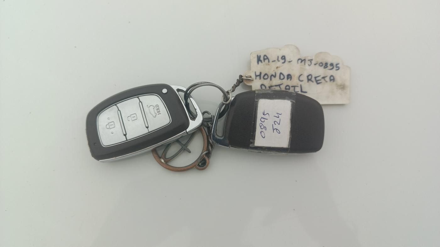 2018 Hyundai Creta SX PLUS AT 1.6 PETROL, Petrol, Automatic, 72,047 km, Key Close Up