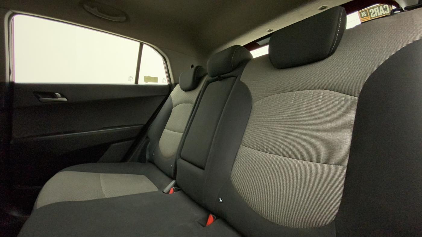 2016 Hyundai Creta SX PLUS AT 1.6 PETROL, Petrol, Automatic, 90,739 km, Right Side Rear Door Cabin