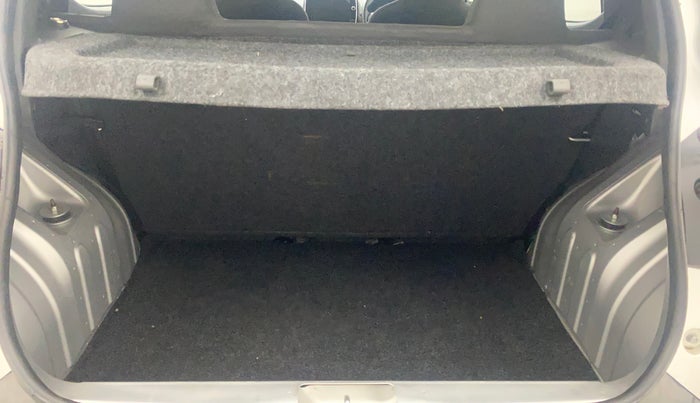 2022 Renault Kwid CLIMBER AMT 1.0, Petrol, Automatic, 19,193 km, Boot Inside