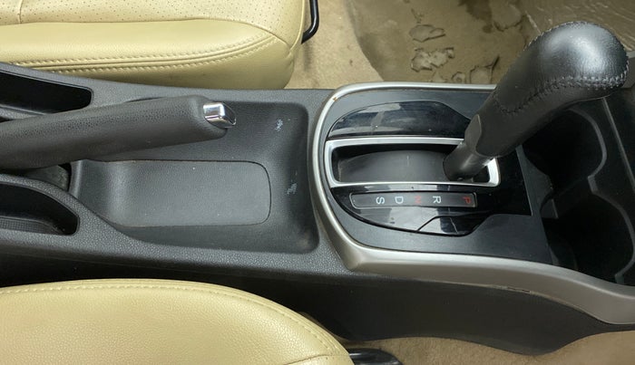 2017 Honda City 1.5L I-VTEC VX CVT, Petrol, Automatic, 70,660 km, Gear Lever