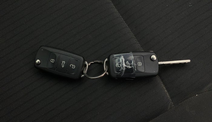 2020 Volkswagen Polo HIGHLINE PLUS 1.0L TSI, Petrol, Manual, 11,248 km, Key Close Up