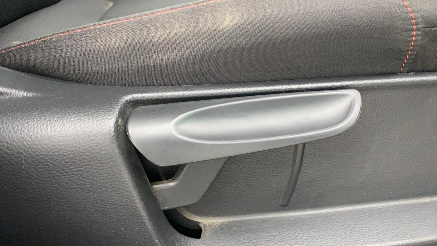 2020 Volkswagen Polo HIGHLINE PLUS 1.0L TSI, Petrol, Manual, 11,248 km, Driver Side Adjustment Panel