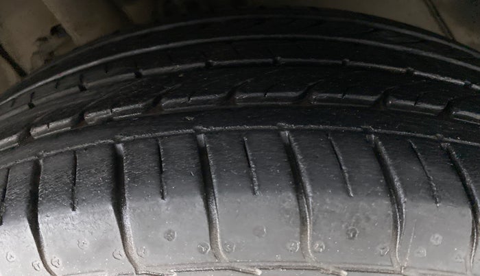 2018 Tata NEXON XM 1.2, Petrol, Manual, 27,135 km, Right Front Tyre Tread