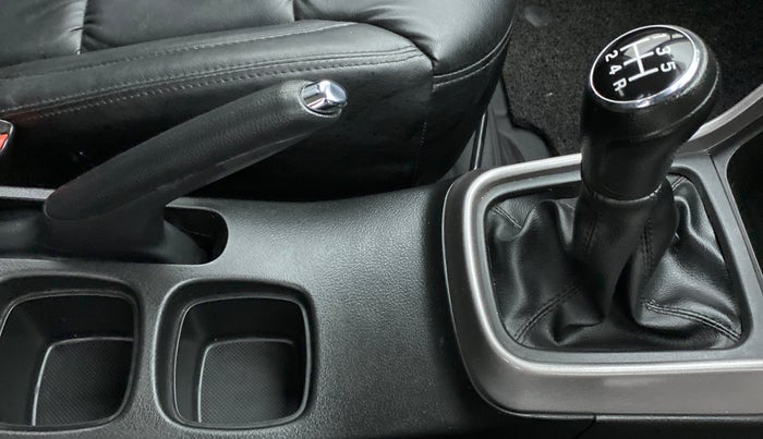 2018 Maruti S Cross DELTA SHVS, Diesel, Manual, 25,561 km, Gear Lever