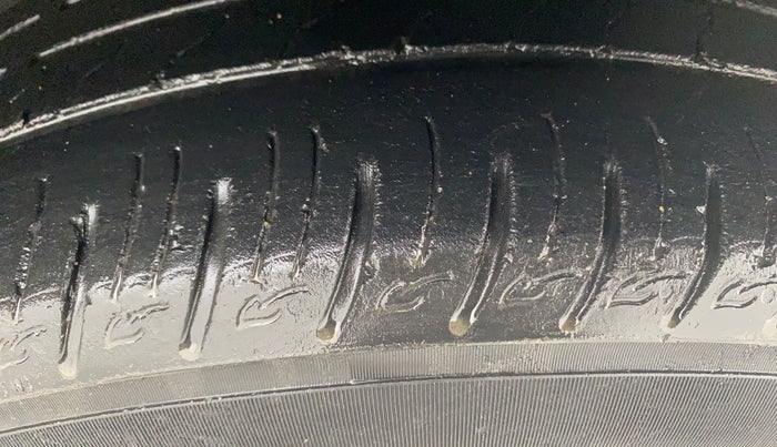 2021 KIA SONET HTX 1.0 IMT, Petrol, Manual, 55,683 km, Right Front Tyre Tread