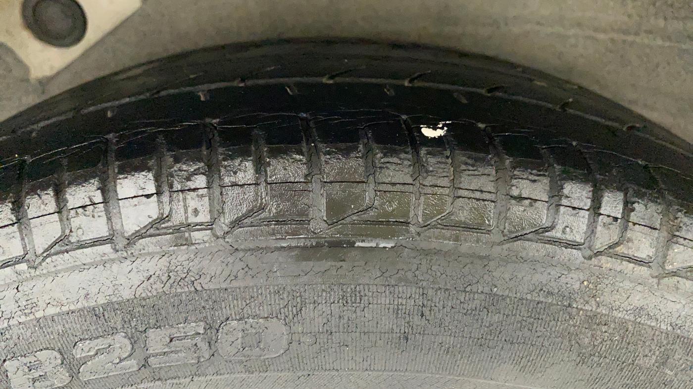 2010 Hyundai i10 MAGNA 1.2, Petrol, Manual, 37,351 km, Right Rear Tyre Tread