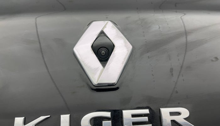 2024 Renault Kiger RXT (O) AMT, Petrol, Automatic, 8,350 km, Parking Camera