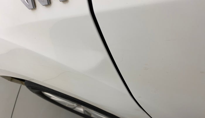 2013 Maruti Ertiga ZXI, Petrol, Manual, 1,12,343 km, Left fender - Slightly dented