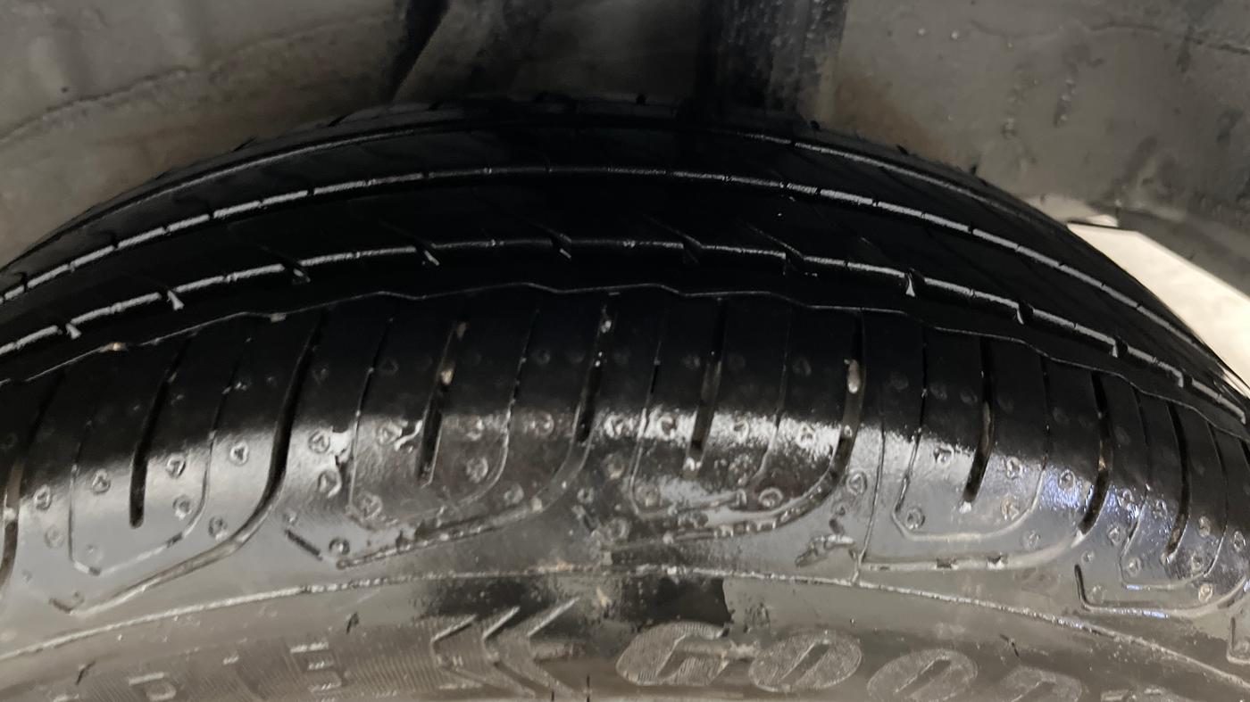 2025 Honda Amaze 1.2L I-VTEC VX CVT, Petrol, Automatic, 2,981 km, Left Rear Tyre Tread