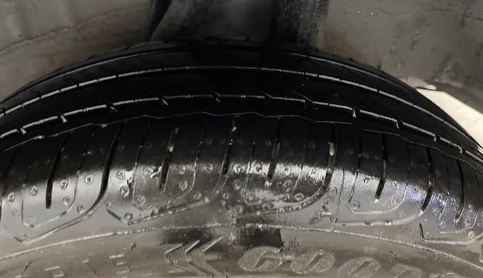 2025 Honda Amaze 1.2L I-VTEC VX CVT, Petrol, Automatic, 2,981 km, Left Rear Tyre Tread