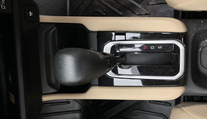 2025 Honda Amaze 1.2L I-VTEC VX CVT, Petrol, Automatic, 2,981 km, Gear Lever