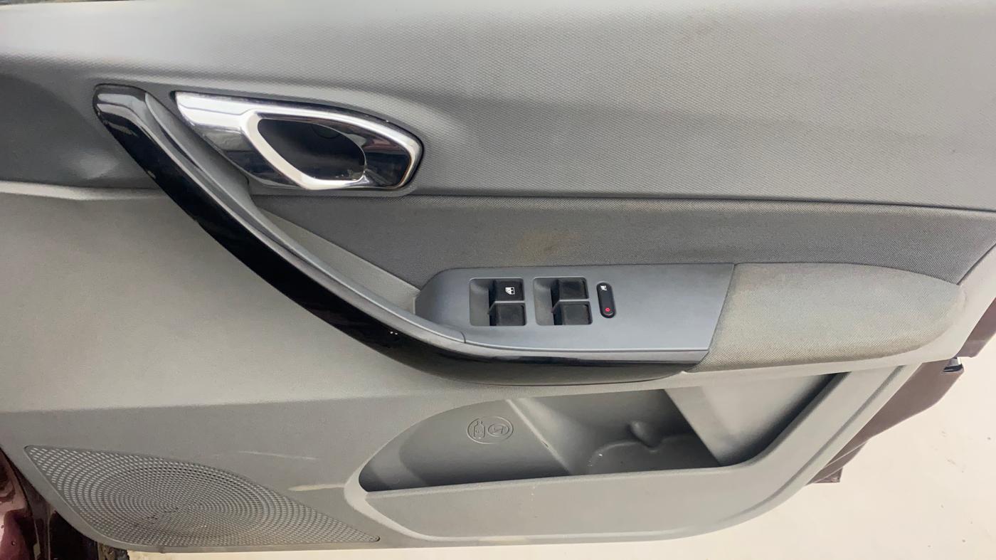 2021 Tata TIGOR XZ PLUS PETROL, Petrol, Manual, 36,219 km, Driver Side Door Panels Control