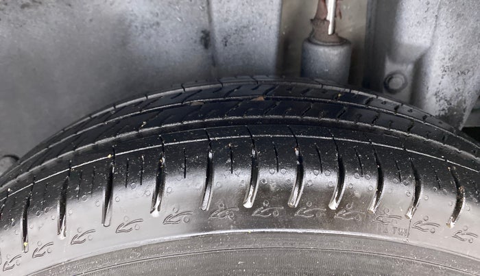 2012 Maruti Swift VDI, Diesel, Manual, 35,533 km, Left Rear Tyre Tread