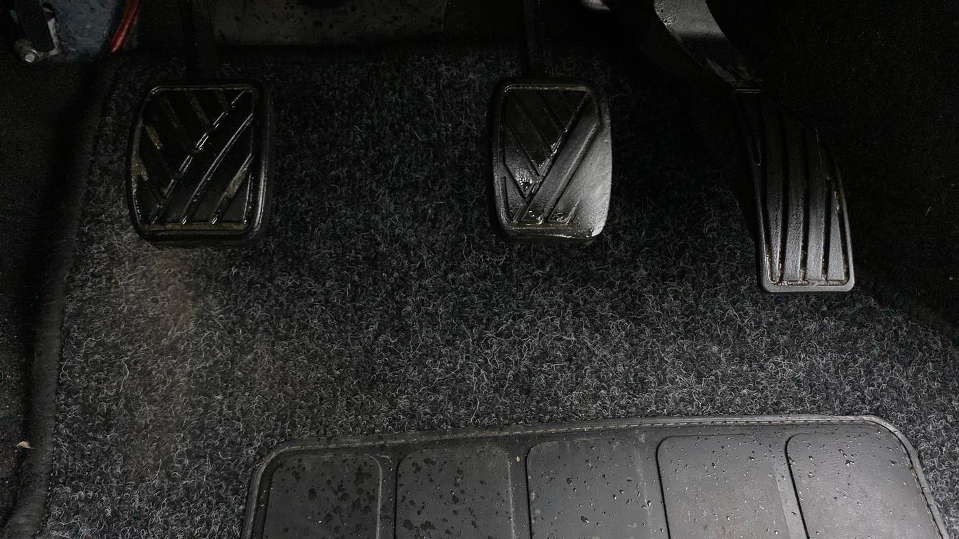 2012 Maruti Swift VDI, Diesel, Manual, 35,533 km, Pedals